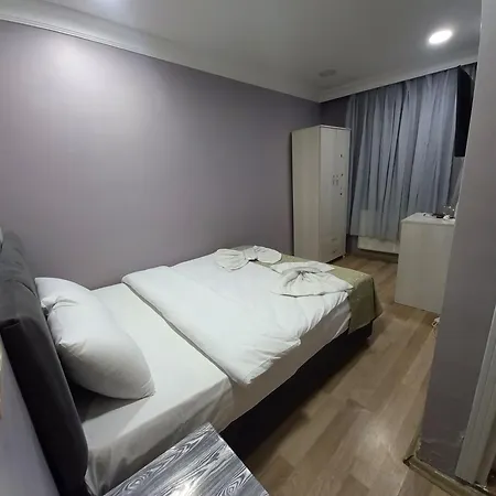 Hotel apartamentowy Avsin 3*