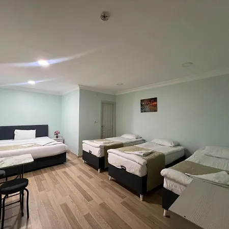 Hotel apartamentowy Avsin 3*