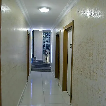Avsin Apartmanhotel 3*