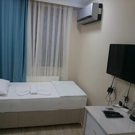 Ξενοδοχείο με διαμερίσματα Avsin 2*