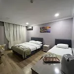 Avsin Apartahotel 2*